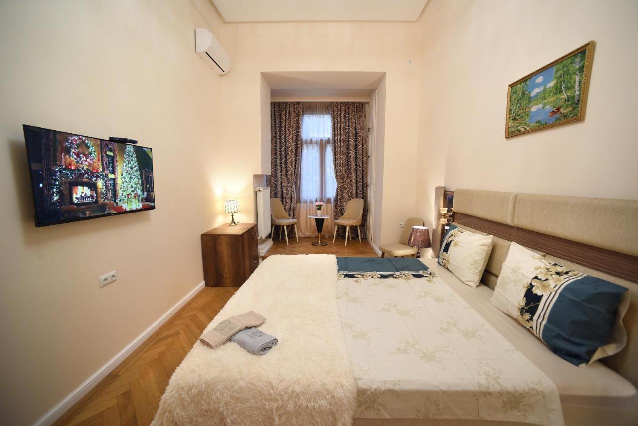 City Lux Hotel Тбилиси Экстерьер фото