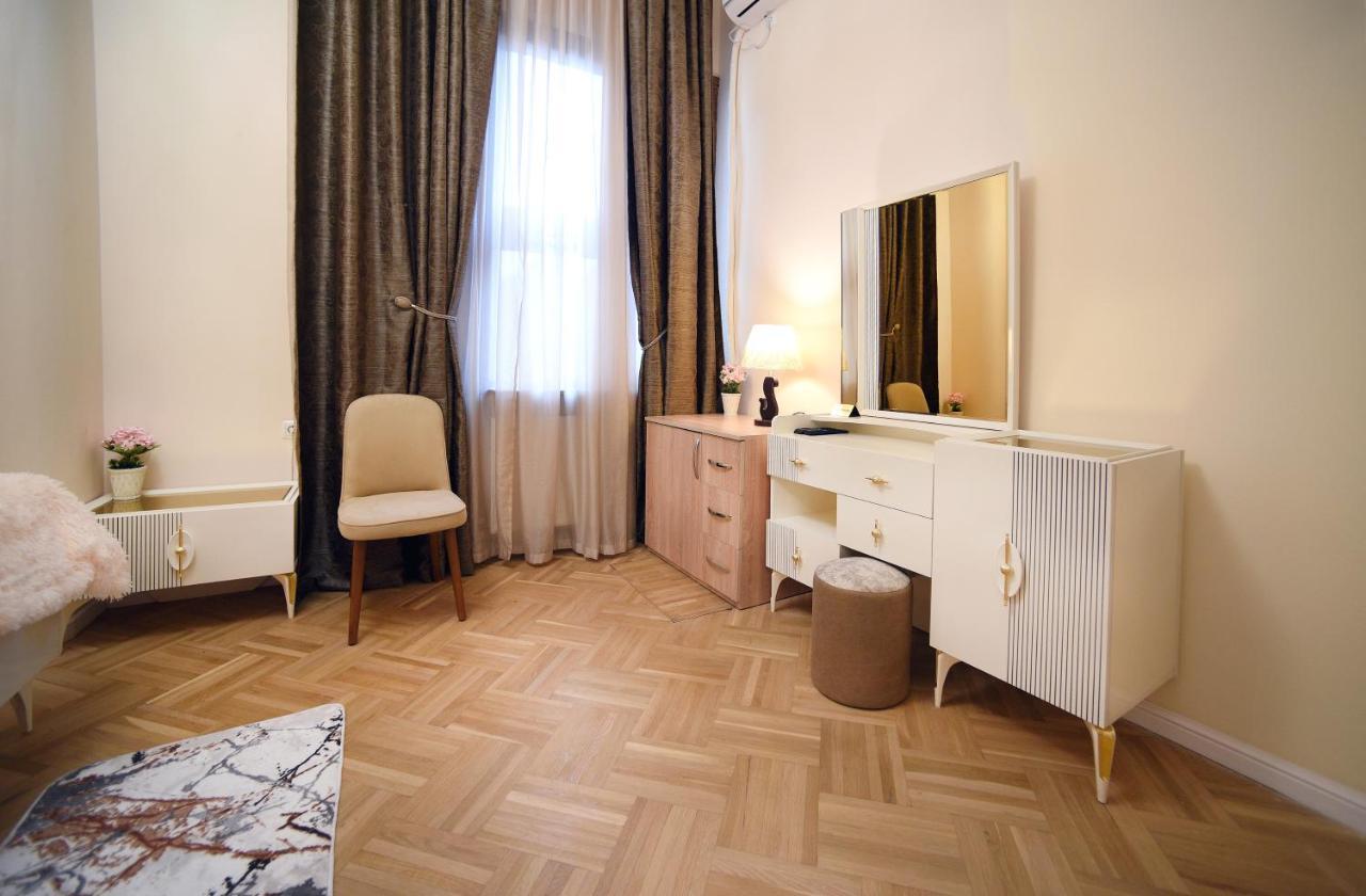 City Lux Hotel Тбилиси Экстерьер фото